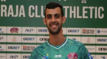 مصير انتقال بلعمري إلى الأهلي يحدد مستقبل الدفاع في الرجاء المغربي 1